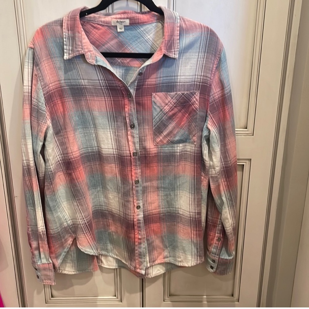 Dylan Flannel Size Large